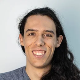 Simon Headshot